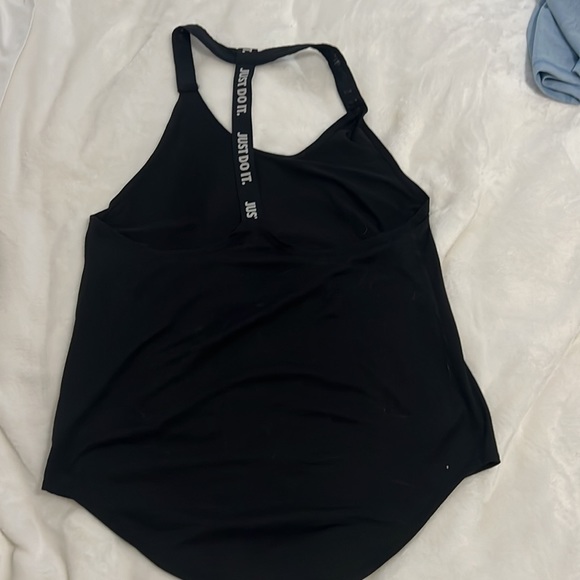 Nike Tank - Picture 2 of 3